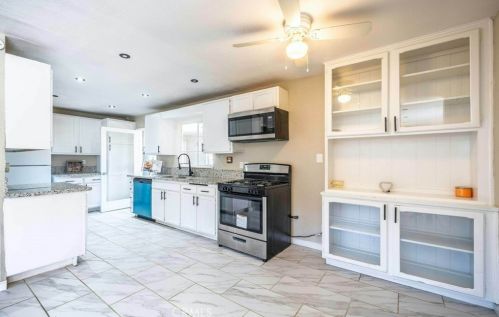 16688 Zenda St, Victorville CA  92395-3936 exterior