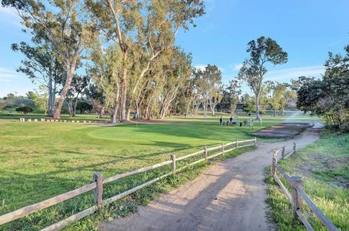 3340 Don Tomaso Dr, Carlsbad CA  92010-3951 exterior