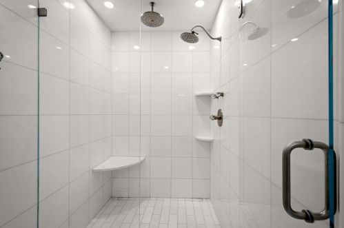 1018 Old Orchard Dr, Gibsonia PA  15044-6080 exterior