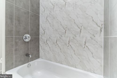 5908 Chew Ave, Philadelphia PA  19138-1514 exterior