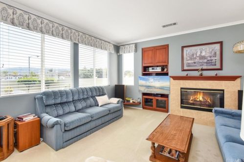 2056 242nd St, Lomita CA  90717-1116 exterior