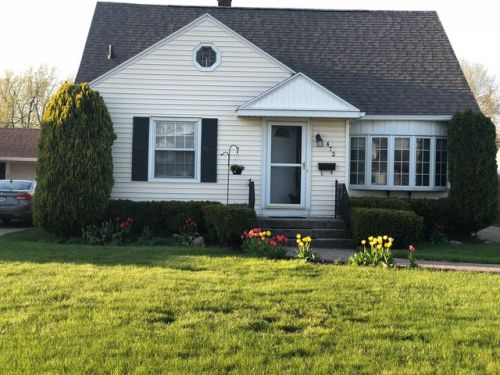 472 Traverse Blvd, Buffalo, NY 14223-1131
