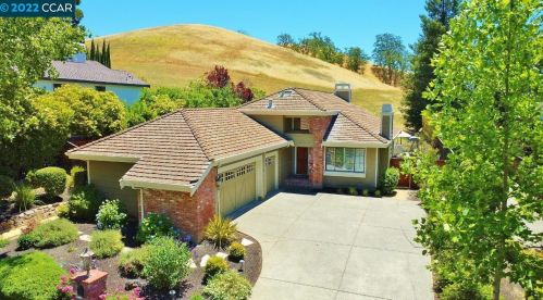 516 Buttonwood Dr, Danville, CA 94506-2159