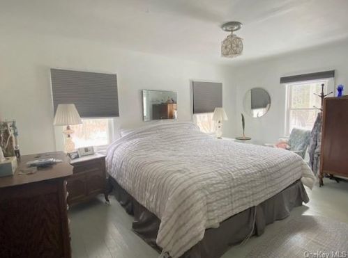 70 Spring Glen Rd, Mountaindale NY  12763-5426 exterior