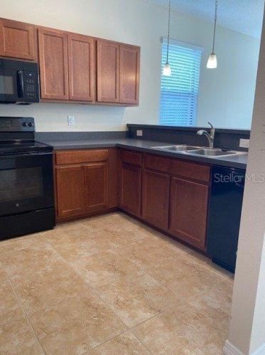 1367 Pacific Rd, Kissimmee, FL 34759-5441