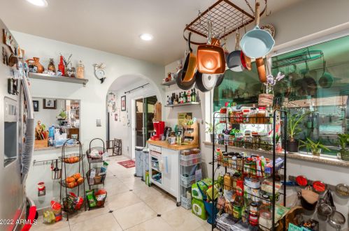 12602 37 Ave, Phoenix AZ 85053-4616 exterior