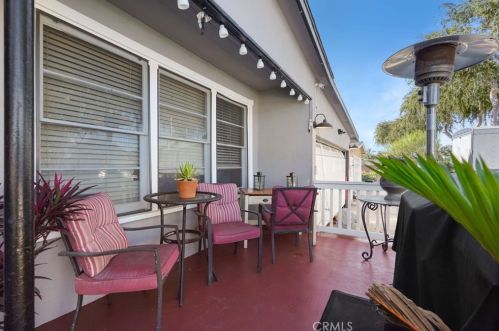 2124 Ash Ave, Fullerton CA  92833-3211 exterior