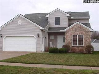 1422 Brooks Dr, Willoughby, OH 44094-5310