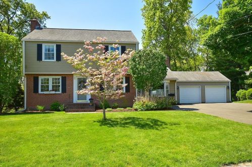 65 Battista Rd, Manchester, CT 06040-6203