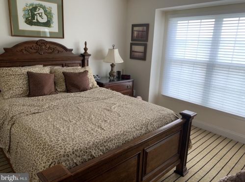 135 Sawgrass Dr, Blue Bell PA  19422-3209 exterior