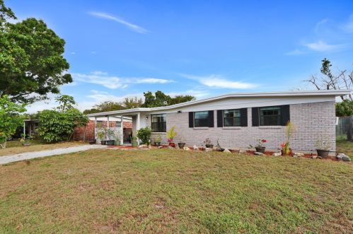 3739 Everglades Rd, West Palm Beach, FL 33410-2316