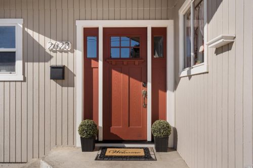 2623 Canterbury Dr, Santa Rosa, CA 95405-8538