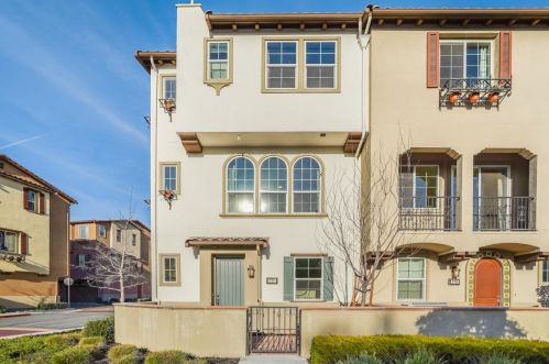 777 Evelyn Ave, Sunnyvale, CA 94086-6527