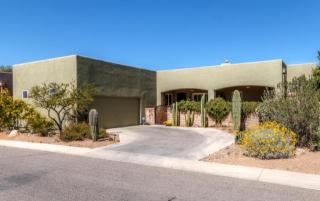 10621 Cerulean Way, Tucson, AZ 85747-5892