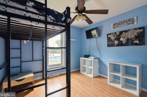 336 2 St, Florence NJ  08518-1401 exterior