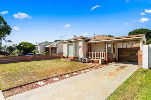 10411 Annetta Ave, South Gate, CA 90280-6841