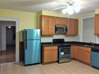 662 Orange St, New Haven CT  06511-2512 exterior
