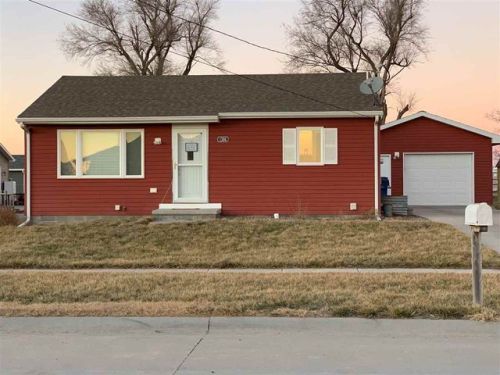 1306 16th St, Kearney, NE 68847-6312