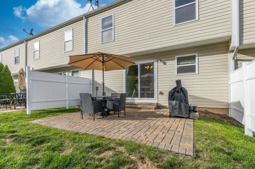 107 Cole Ct, Harmony PA  16037-7766 exterior