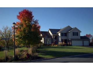 1115 Foxtail Dr, Corcoran, MN 55340