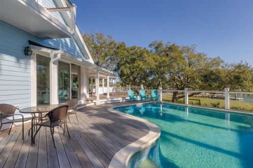 55 Waterway Island Dr, Isle Of Palms SC  29451-2728 exterior