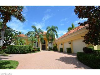 4223 Cutlass Ln, Naples FL  34102-7960 exterior