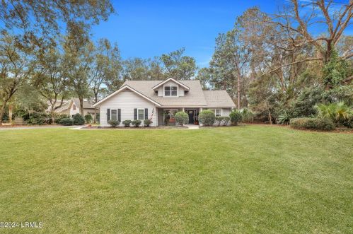 24 Fernlakes Dr, Bluffton, SC 29910-6417