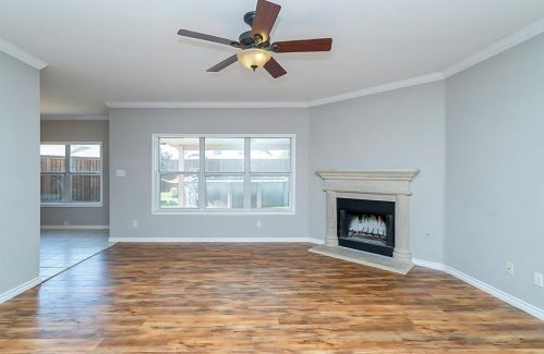 3500 Mustang Dr, Denton TX  76210-0344 exterior