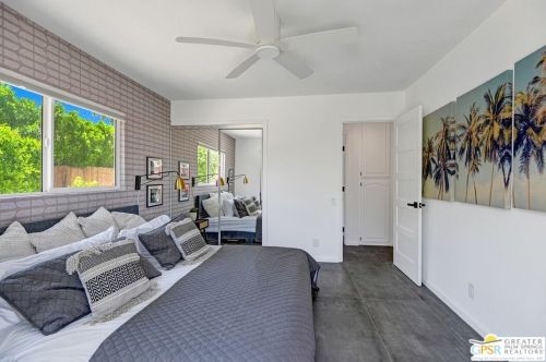2221 Francis Dr, Palm Springs CA  92262-2553 exterior