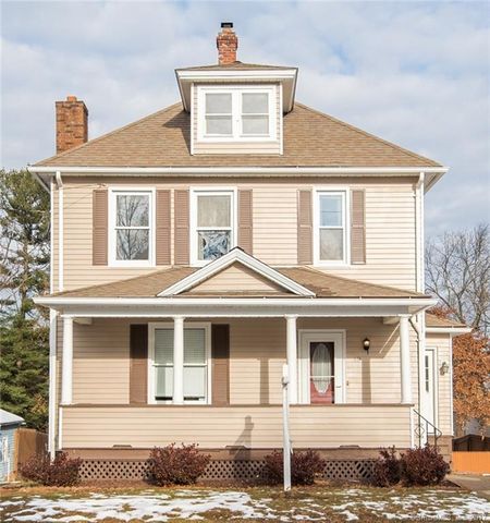 40 Field St, Bristol, CT 06010-6131