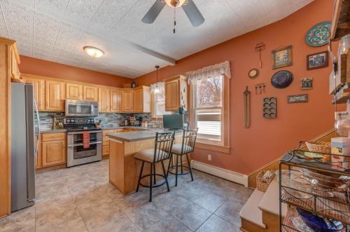 506 3rd St, New Johannesburg WI  54017-2015 exterior