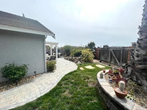 7 Rolling Place Ct, Rio Vista CA  94571-1445 exterior