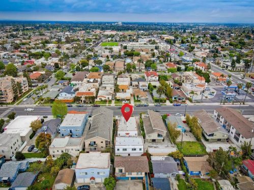 757 Redondo Ave, Long Beach CA  90804-5140 exterior