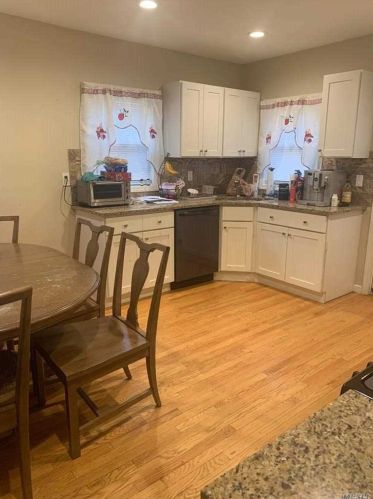 158-37 95th St, Jamaica, NY 11414-2215