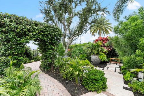 200 Angler Ct, Marco Island FL  34145-4203 exterior