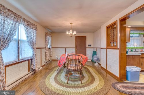 147 Euclid Ave, Charles Town WV  25414-1111 exterior