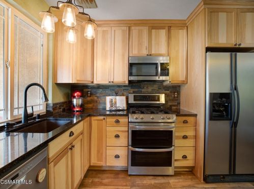 792 Wishard Ave, Simi Valley CA  93065-5676 exterior