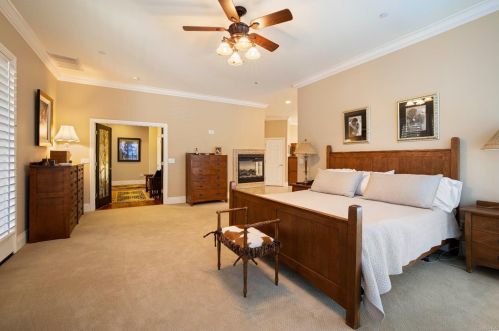 6070 Vine St, Vacaville CA  95688-8724 exterior