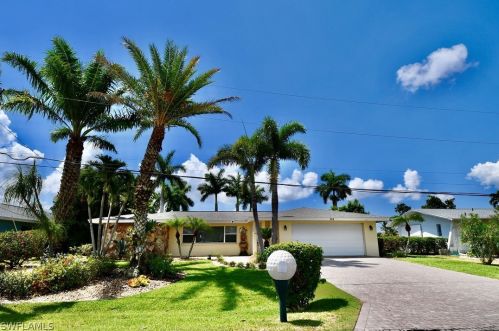 734 43rd St, Cape Coral, FL 33904-5357