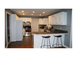 2460 Woodsway Dr, Greenwood IN  46143-9568 exterior