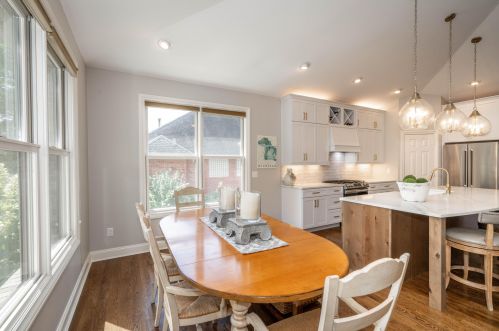 917 Keeneland Green Dr, Hamilton KY  41091-8025 exterior