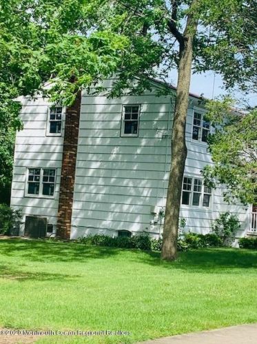 6 Allen St, Locust NJ  07760-1302 exterior