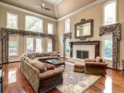 63 Salierno Rd, Tuxedo Park NY  10987-4712 exterior