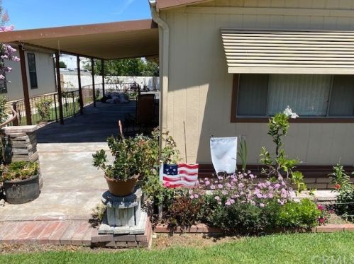 525 Forest Lake Dr, Brea, CA 92821-2813