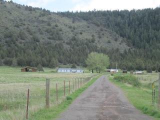 28339 Highway 97, Chiloquin OR  97624-9716 exterior