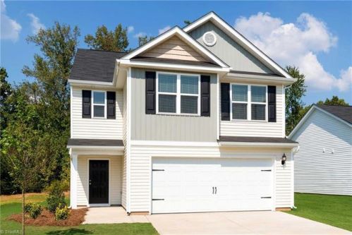 242 Kendall Dr, Winston Salem, NC 27107-6889