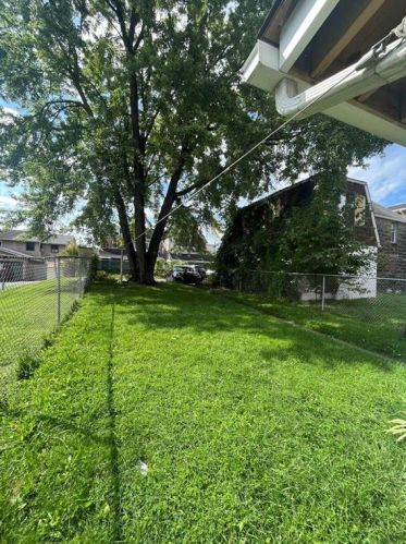 1320 Washington St, Easton PA  18042-4731 exterior