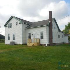 8030 Halsey Rd, Whitesboro NY  13492-3803 exterior