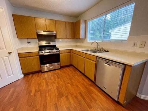 9616 Copper Creek Dr, Austin TX  78729-3541 exterior