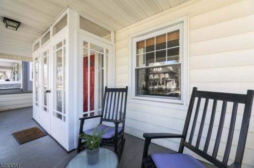 136 Ward Pl, South Orange, NJ 07079-2517